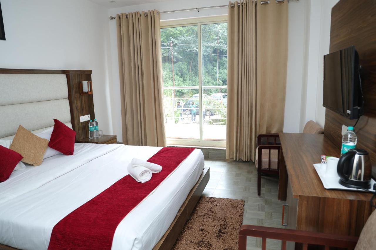 Hotel Cordelia Inn By Devpaga Hotels Pvt Ltd Rishīkesh Dış mekan fotoğraf