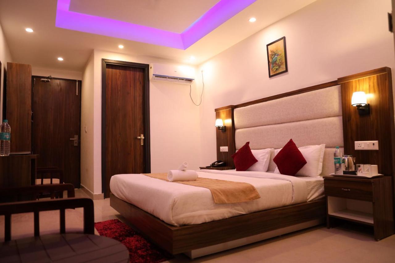 Hotel Cordelia Inn By Devpaga Hotels Pvt Ltd Rishīkesh Dış mekan fotoğraf